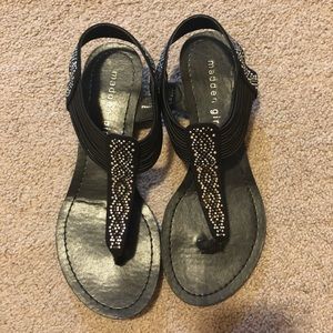 Black sandals (Madden girl) size 6M (fit small)